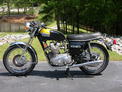 1974 Triumph Trident NC black gold restored 508 002